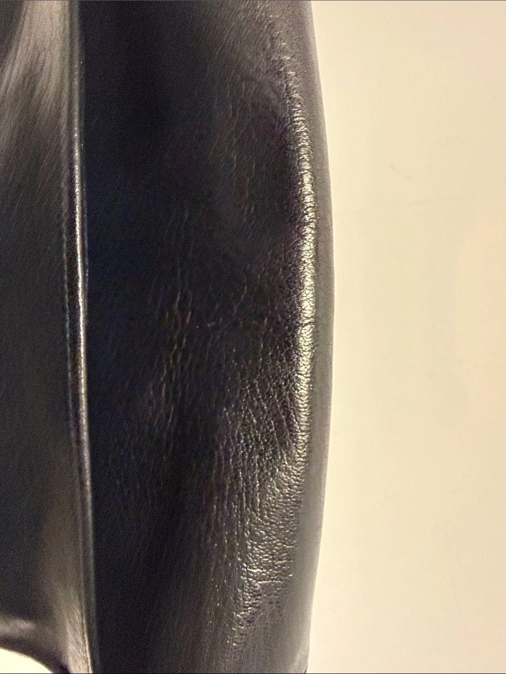 Everyday Black Leather Shoulder Bag - Unbranded